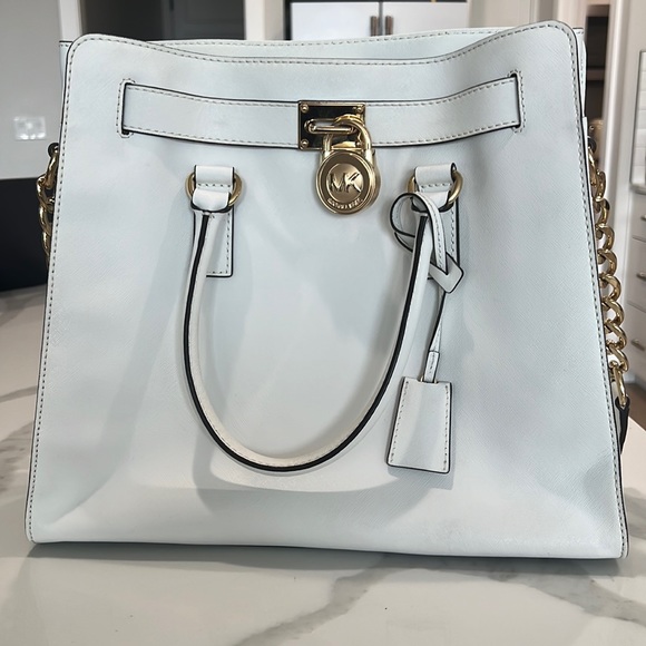 Michael Kors white large hamilton 2 way bag. - Picture 1 of 14
